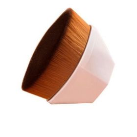 Traceless Petal Foundation Brush Multifunctional Flat Head Brush Portable Makeup Brushes Beauty Tools (Color: pink)